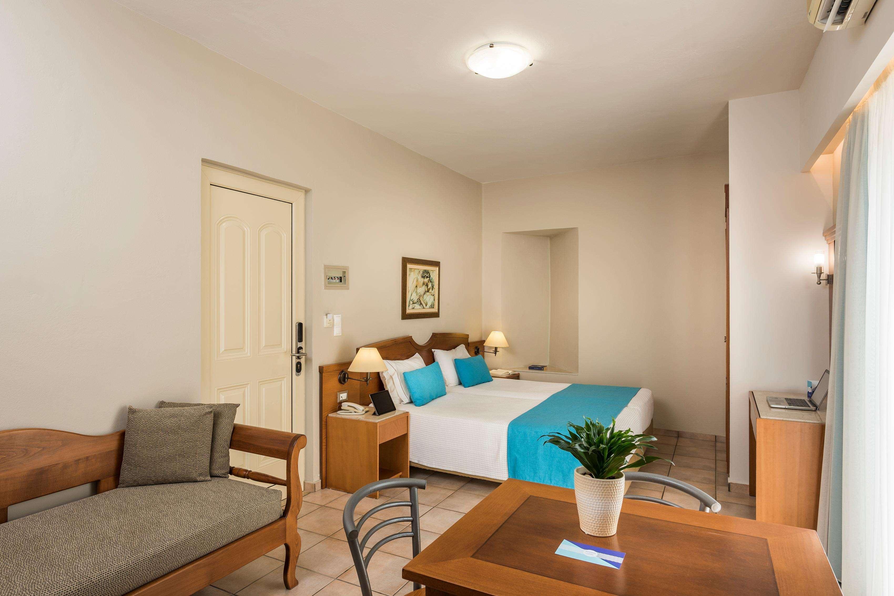 Agia Marina Elotis Suites (Adults Only) المظهر الخارجي الصورة